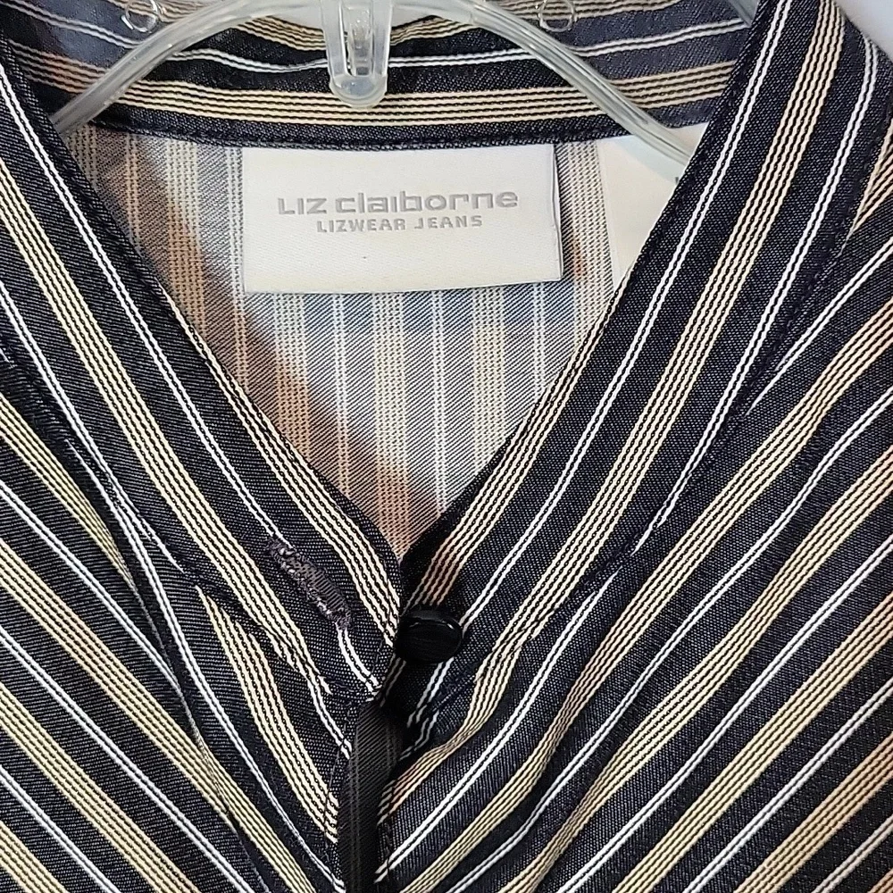 Liz Claiborne button front  chevron stripe blouse